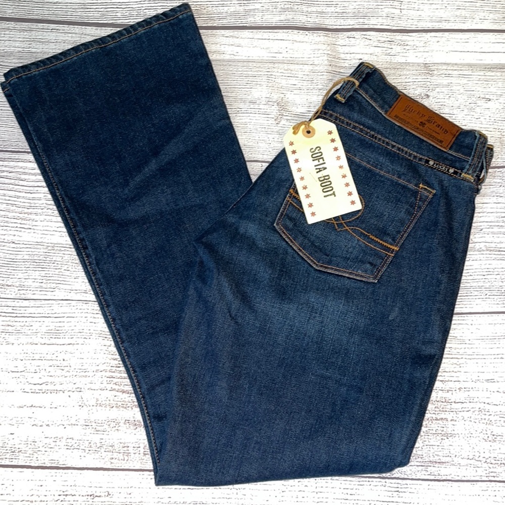 NWT - Lucky Brand Sofia Boot Cut Jeans
